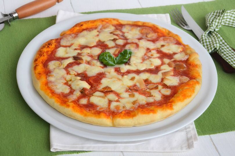 pizza margherita copia