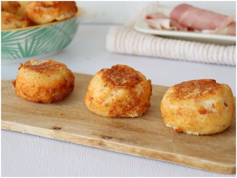 Frittelle di ricotta e prosciutto