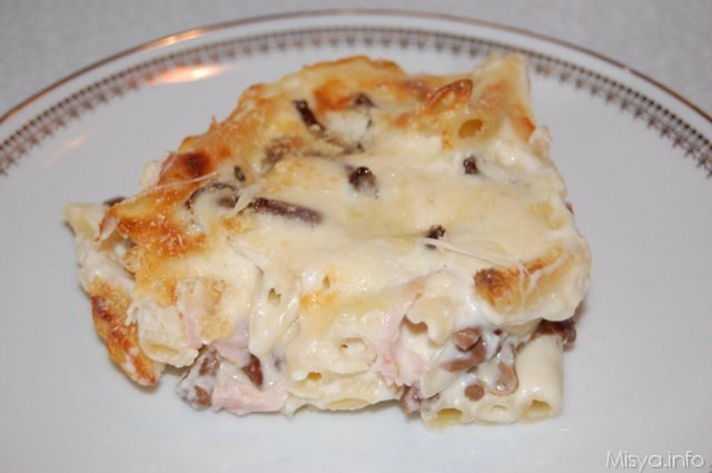 fetta- pasta-al-forno-con-besciamella (2)