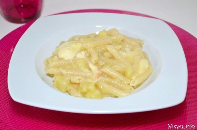 Pasta e patate con la provola
