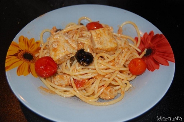 Spaghetti al ragù di tonno