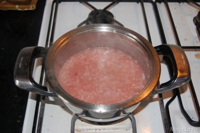 preparazione-risotto-alle-fragole