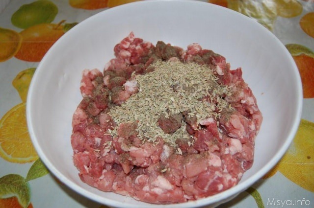 preparare-salsicce-in-casa