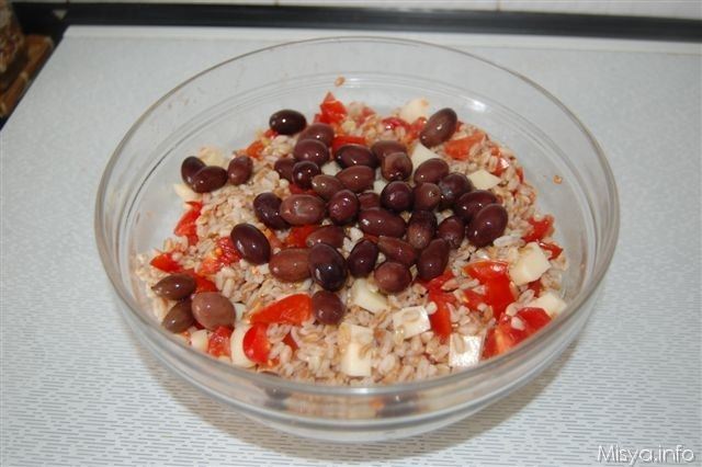 preparazione-insalata-di-farro
