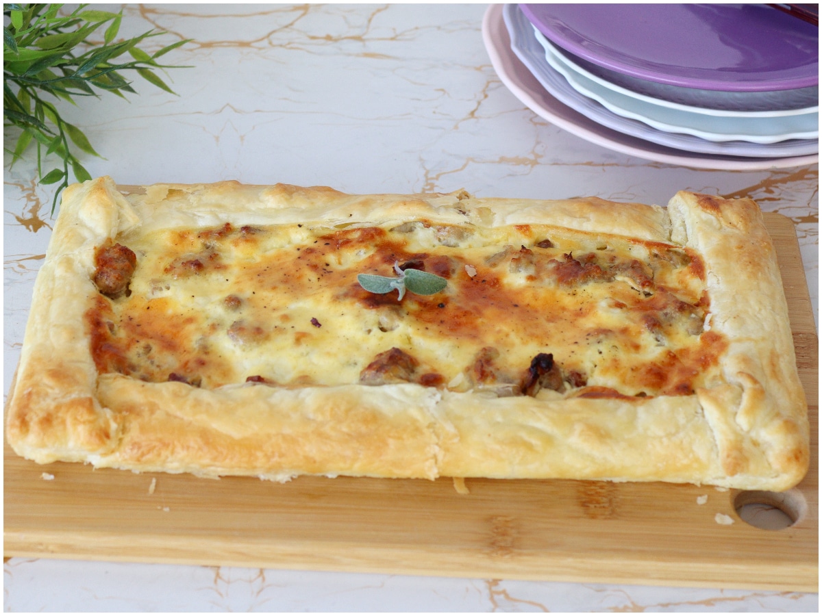 Torta salata salsiccia e stracchino
