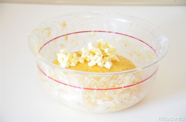 impasto dopo prima lievitazione colomba