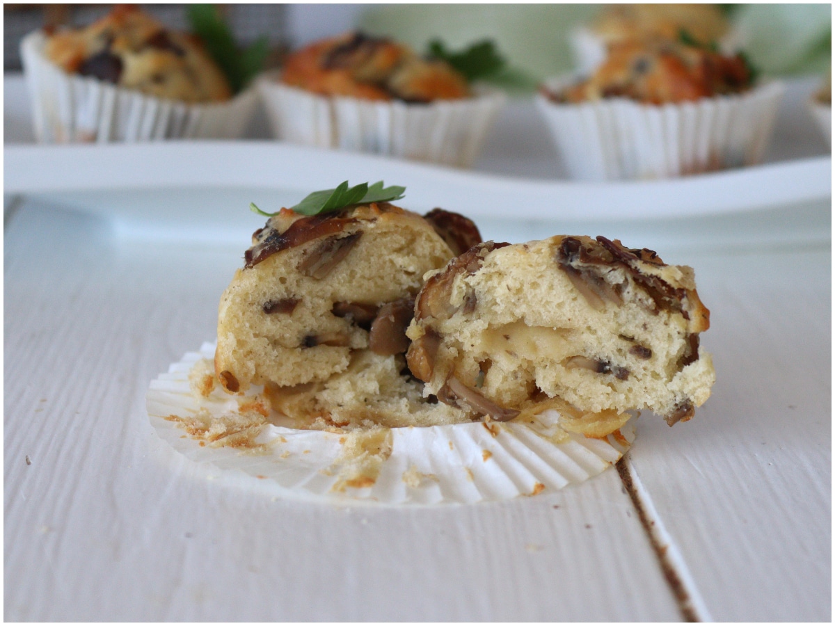 Muffin salati ai funghi