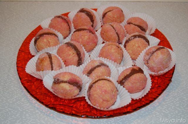 Pesche all'alchermes