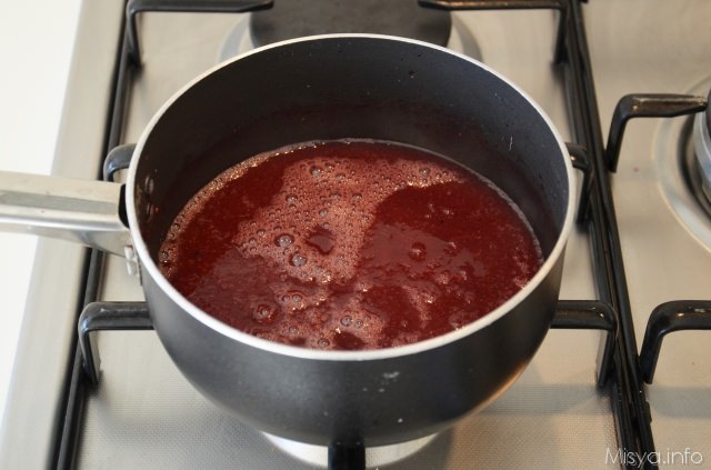 sciroppo ai frutti di bosco