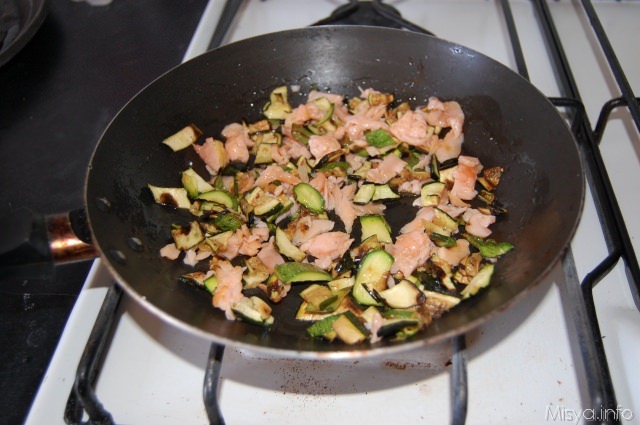 zucchine e salmone