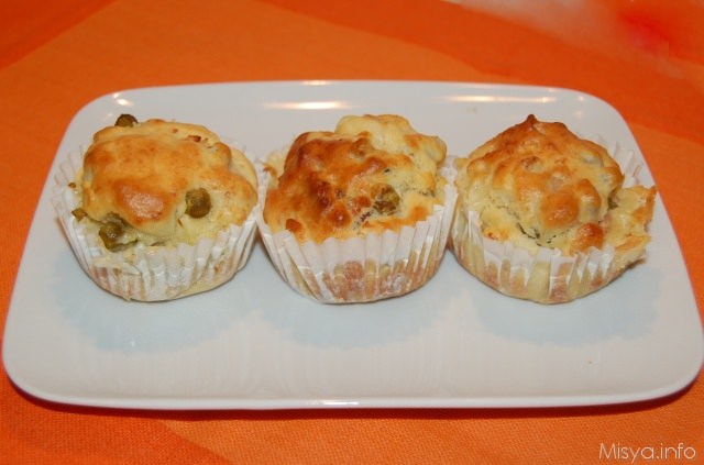 Muffin salati ai piselli