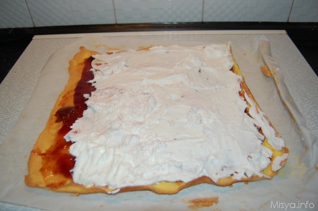 rotoloo panna marmellata