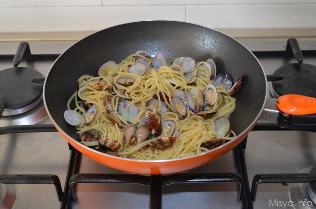 spafhetti con le vongole