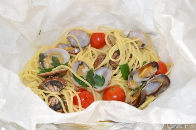 Spaghetti alle vongole al cartoccio
