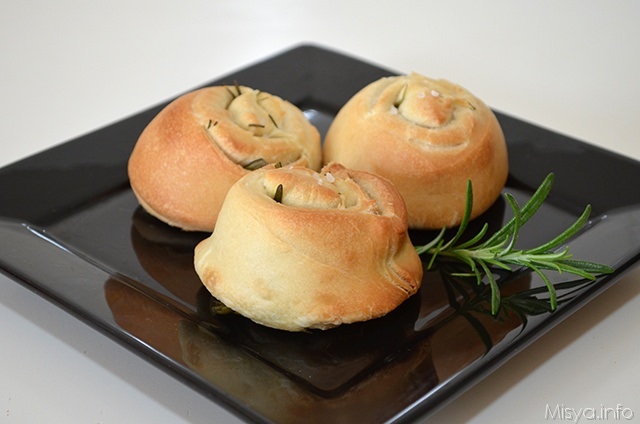 Panini al rosmarino