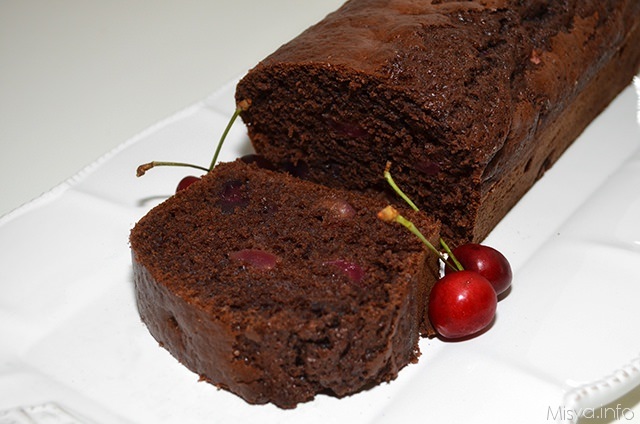 Plumcake ciliegie e cacao