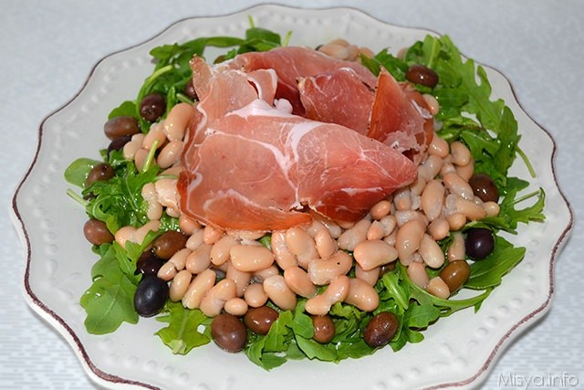 Insalata di fagioli cannellini e rucola