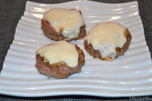 Medaglioni di carne con funghi
