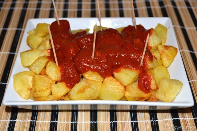 Patatas bravas
