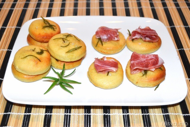 Focaccine di ceci