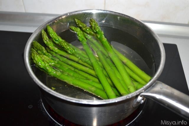 Pasta con asparagi e pancetta 1
