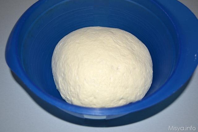 Focaccia ripiena con impasto di ricotta 7