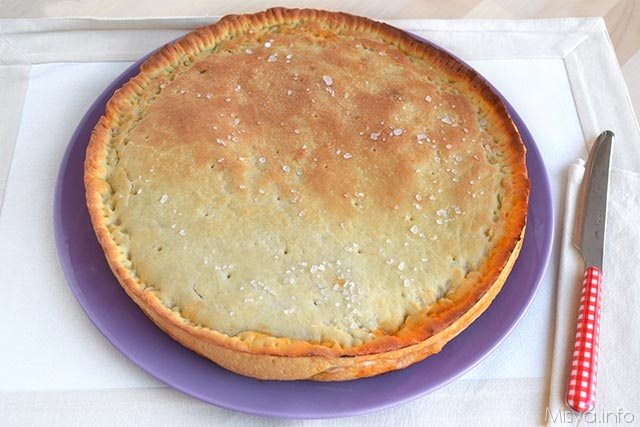 Focaccia ripiena-con impasto di ricotta