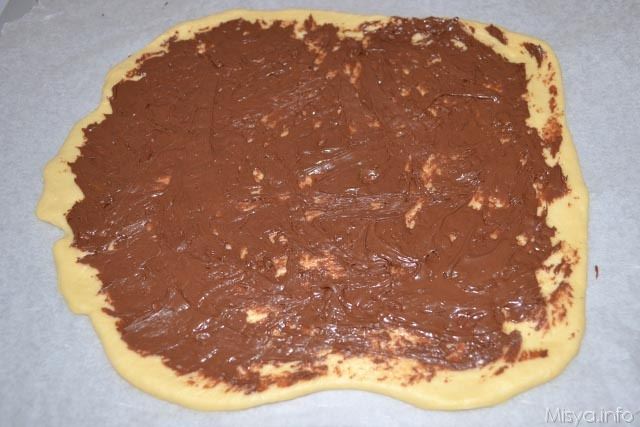 Fiore di brioche alla nutella 11