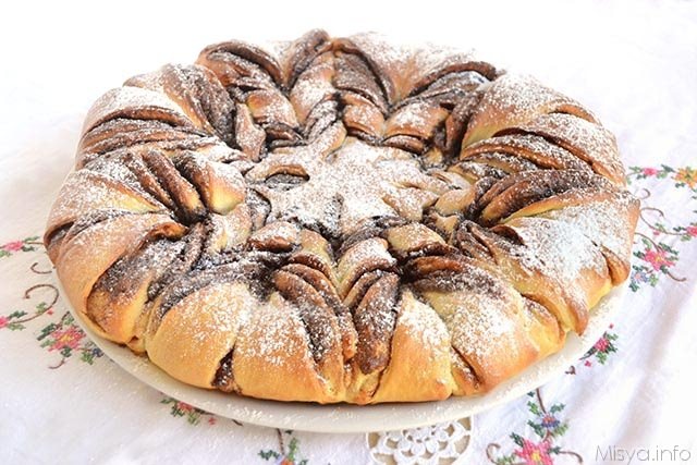 Fiore di brioche alla nutella