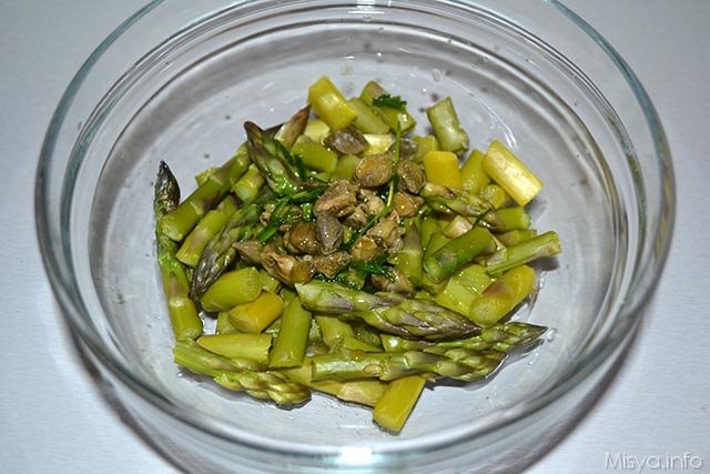 Insalata di asparagi e uova 8