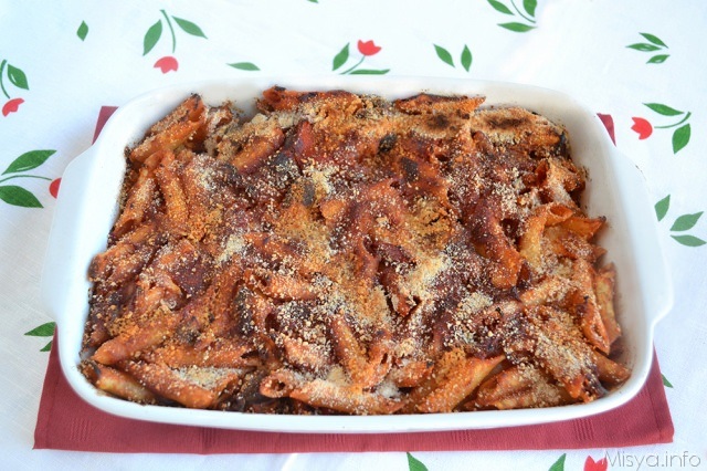 Pasta al forno ai peperoni