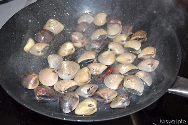 3 saute di vongole