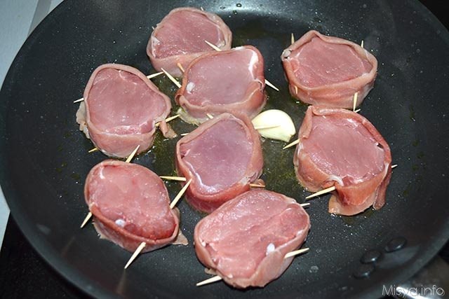 Filetto di maiale con prosciutto e mele 7