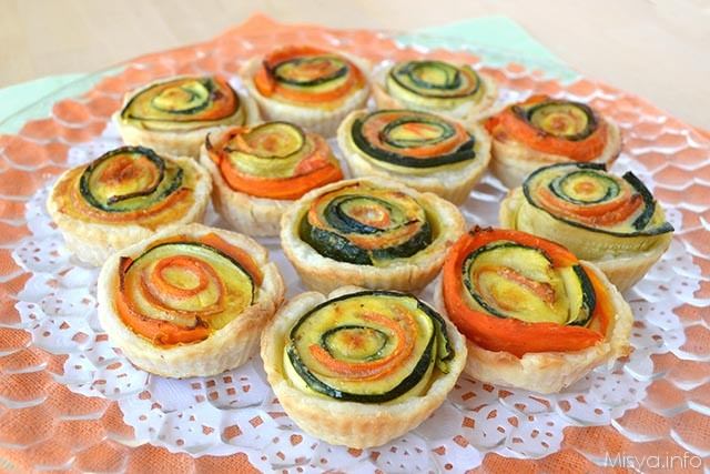 Mini quiche salate alle verdure