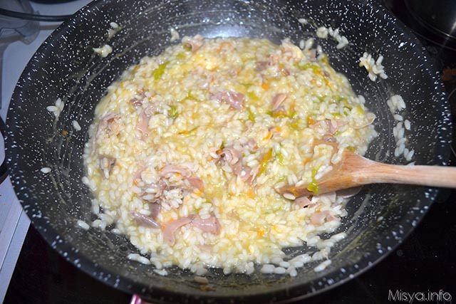 risotto ai fiori di zucca e prosciutto crudo 9