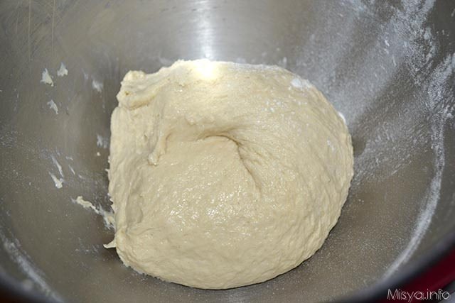 Cestini di pane pizza con insalata 2
