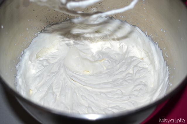 ciambella alla panna montata 3