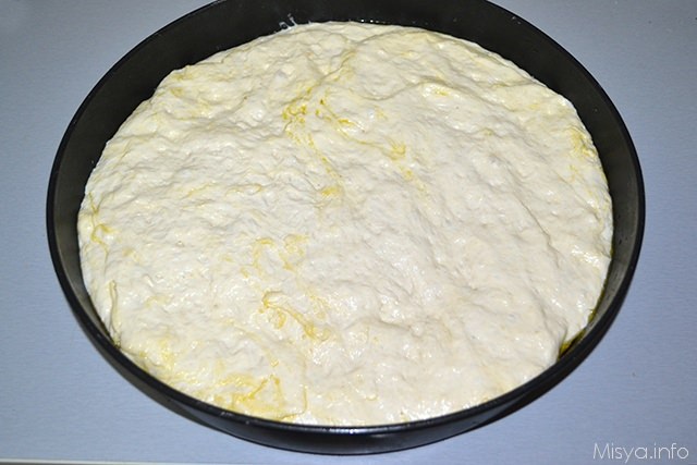 Focaccia con patate e pancetta 12