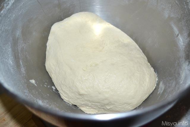Bruco di pasta brioche 3