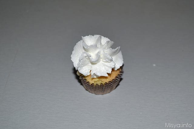 Dolcetti panna e frutta 9