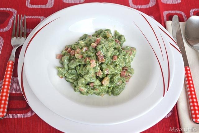 Spatzle agli spinaci