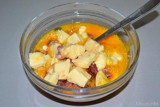 Frittata di maccheroni al salame 8