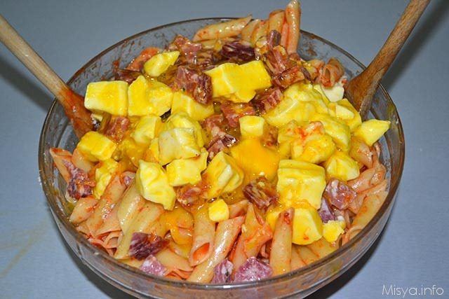 Frittata di maccheroni al salame 9