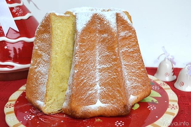 Pandoro sfogliato