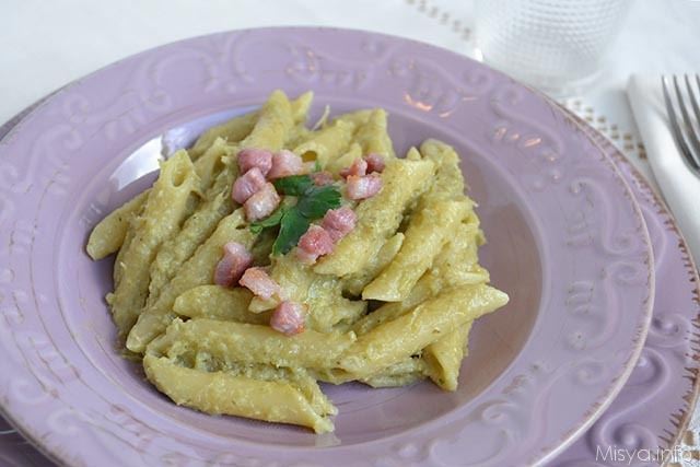Pasta con crema di carciofi