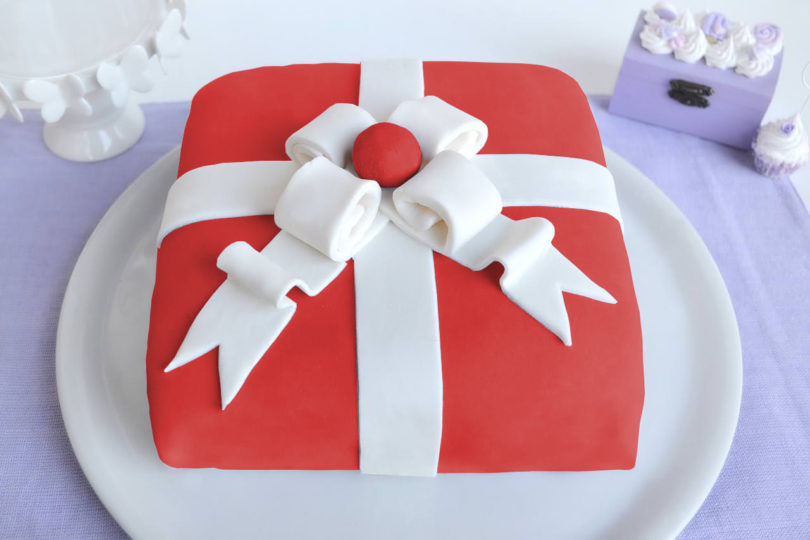Torta pacco regalo