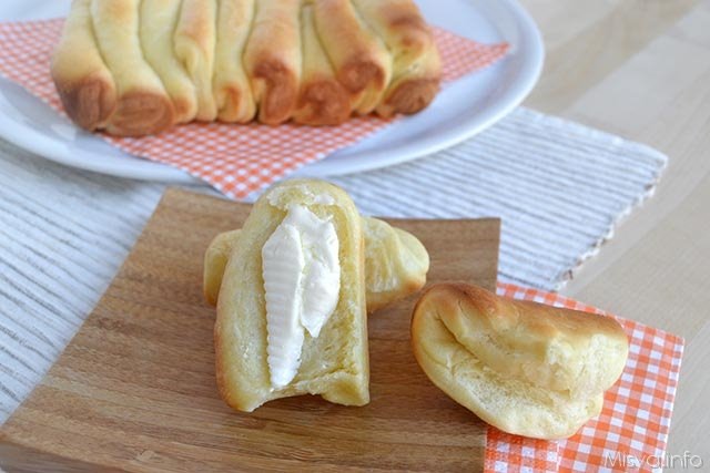 Parker house rolls