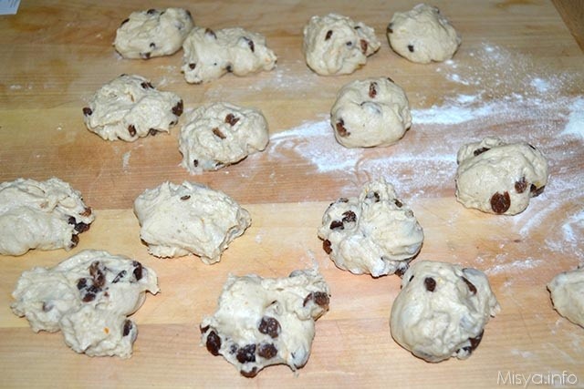Hot cross buns 8