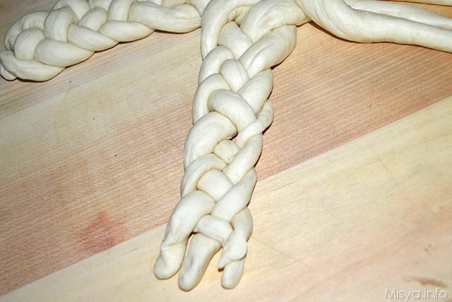 Stella di pane intrecciata 13