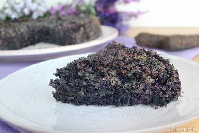 Torta di albumi e carote viola